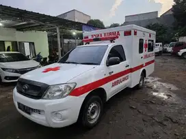 HILUX AMBULANCE MEDIS 2010