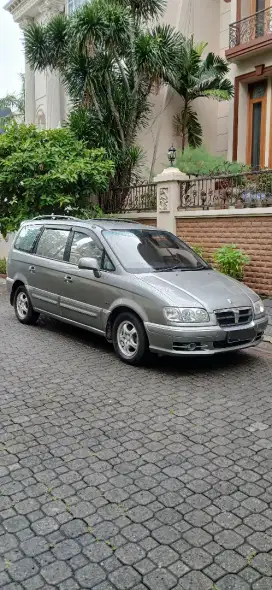 Hyundai Trajet 2.0 XG AT 2009 Km149rb Asli Sgt Istimewa Spt Mbl BARU