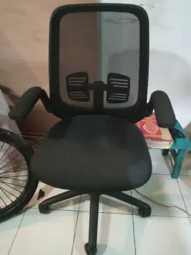 Kursi kantor gaming streaming merk stramm