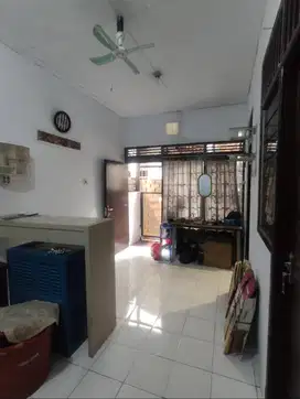 Disewakan / Dikontrakkan Rumah Minimalis belakang Kampus Binus Syahdan