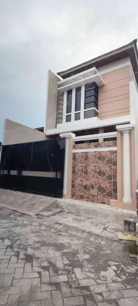 Jual Rumah Baru Gress Darmo Indah