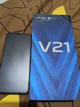 Vivo V21 .Ram 8+4/128