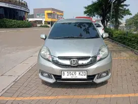 Mobilio e prestige at 2014 antik