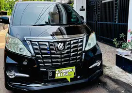 Toyota Alphard Hitam 2014