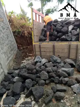 Jual Batu Belah Berkualitas Malang