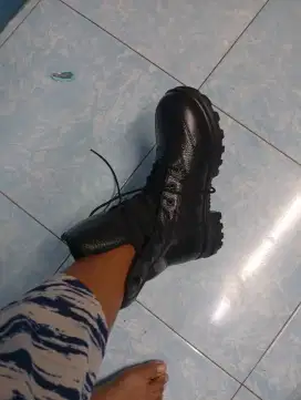 Sepatu TNI-AD(security)