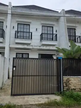 Dijual Rumah Dibawah Pasaran Grand Depok City Cilodong Depok