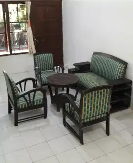 Set meja kursi sofa sedan kuno, ori jati lawas