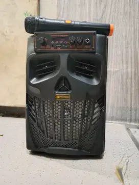 Salon musik + speker karaoke