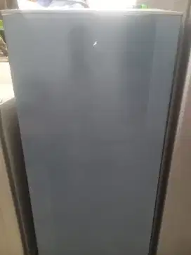 Dijual kulkas 1 pintu LG normal garansi 1 bln