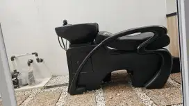 Wastafel cuci rambut buat salon