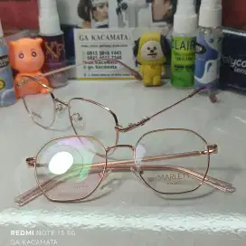 Frame Kacamata Wanita untuk Pengguna Minus dan Plus