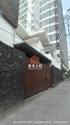 DIJUAL RUMAH FULLY FURNISH LOKASI PREMIUM dkt UGM, selangkah ke Uttara
