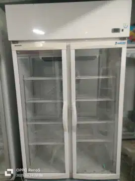 Showcase 2 Pintu Panasonic