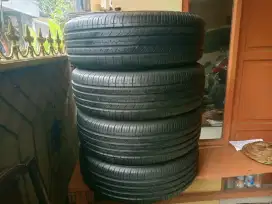 Jual ban copotan ukuran 205/70/15 kond.masih bagus belum ada tambalan