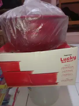 Jual Tupperware masih baru
