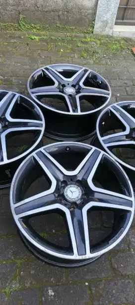 Velg Original AMG GLA Mercedes Benz Ring 19 Original Part Number