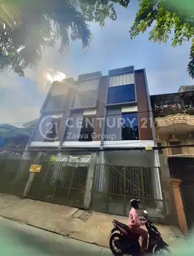Dijual Rumah Model Ruko 4.5 Lantai Di Kavling Polri Jelambar Jakbar