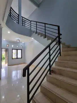 Rumah Siap Huni di Pesona Khayangan Depok, Dekat Pintu Tol Depok