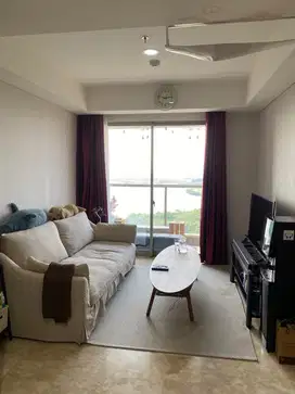 APARTEMENT PIK GOLD COAST 1BR 51M,VIEW LAUT,LANTAI SEDANG,FULL FURNISH