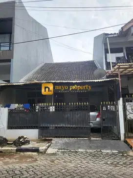 Rumah Bagus Siap Huni Dalam Komplek di Kelapa Dua Kebon Jeruk