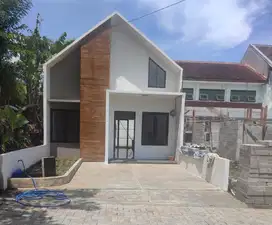 RUMAH SIAP HUNI MODERN MINIMALIS BERLOKASI STRATEGIS DI BURING MALANG