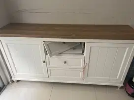lemari ruang tamu informa
