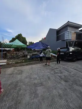 Tanah kavling dalam cluster modern di condet batu ampar jakarta