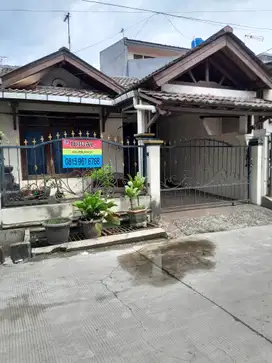 Rumah siap huni di Duta Indah Pondok gede
