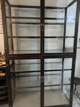Etalase Kaca Aluminimum