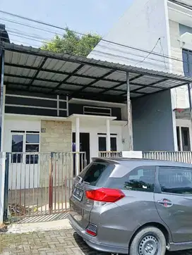 Dijual rumah dekat suhat  dan kampus lokasi poros jalan