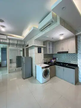 DISEWAKAN / DIJUAL APARTEMEN LA RITZ MANSION LANTAI 6 FURNISHED