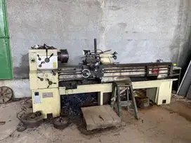 Mesin Bubut STOREBRO BRUKS