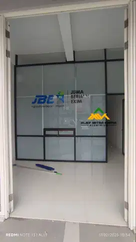 Partisi kaca, Partisi Gypsum, Sekat kantor, Partisi aluminium