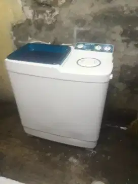 Jual mesin cuci merk akari kpsitas 9kg fungsi normal
