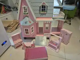 Rumah Barbie & Aksesoris