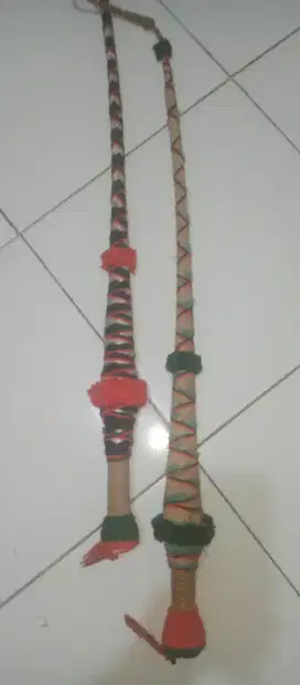 Cemeti Madura (Sepasang)