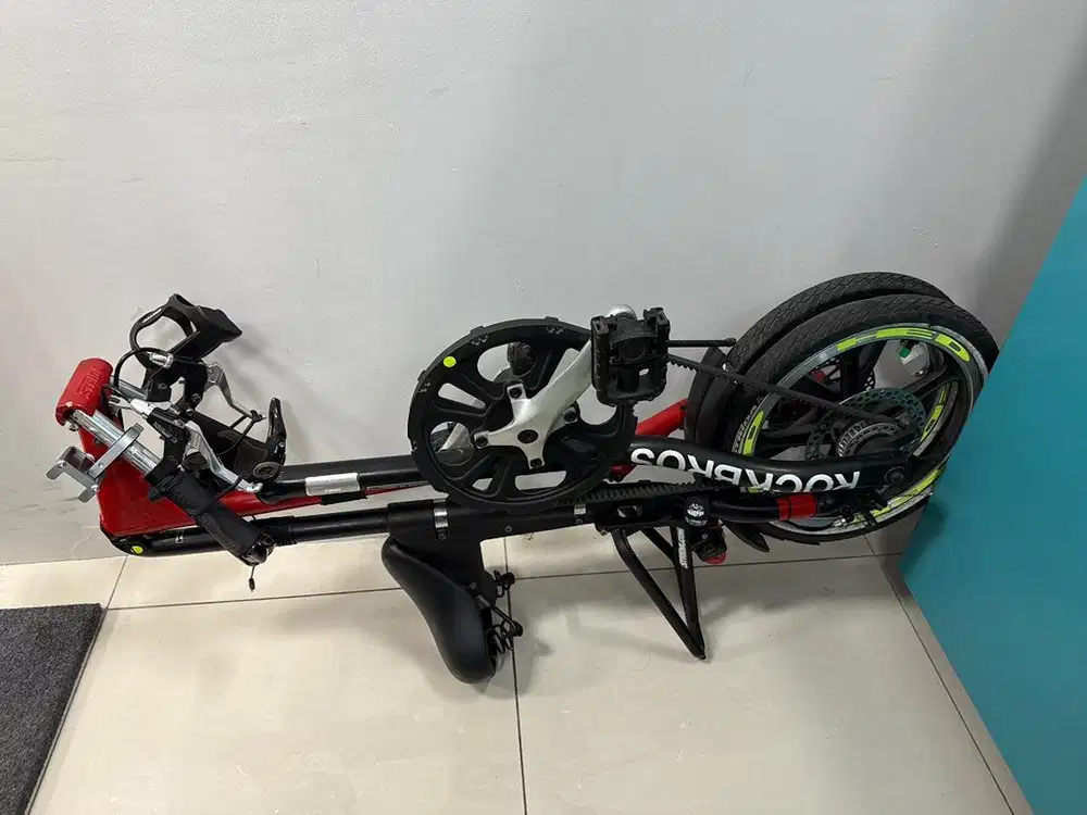 Sepeda lipat strida