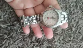 Jam tangan wanita ori