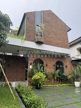 brand new! dirumah mewah 3 lantai, the green banyan ville - bsd city.
