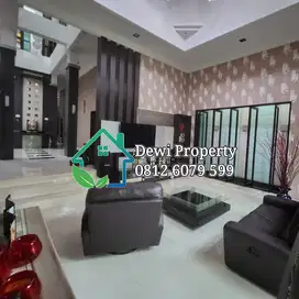 DIJUAL VILLA KOMP CEMARA ASRI JALAN RENGAS