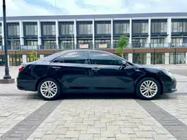 (KM 30 RB) Toyota Camry V 2.5 Facelift Hitam 2018 LAST EDITION ANTIK