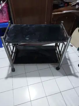 Rak TV dan roda barang