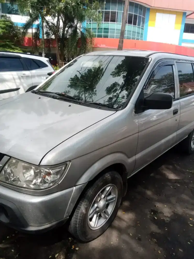 Jual mobil Isuzu phanter 2011