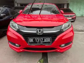 Honda HRV 1.8 Prestige CVT 2015