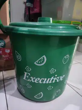 Di jual cepat!! Ember murah!
