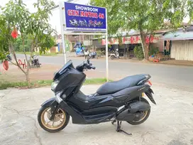 Di jual yamaha nmax tahun 2018