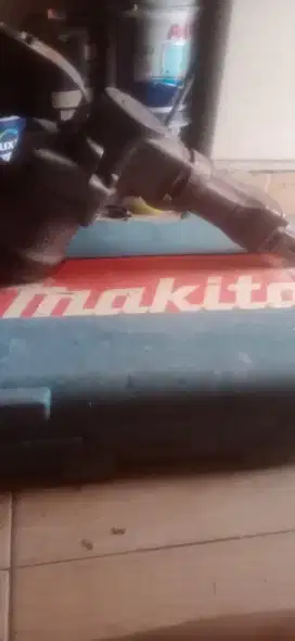 Jack Hammer merek Makita tipe HM 1201 bekas