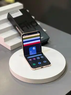 Samsung Z flip 4 8/256
