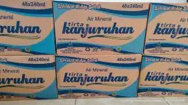 Air mineral tirta Kanjuruhan 48x240 ml